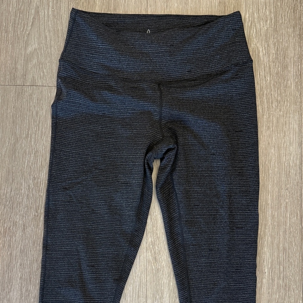Prana Women’s Charcoal striped Leggings
